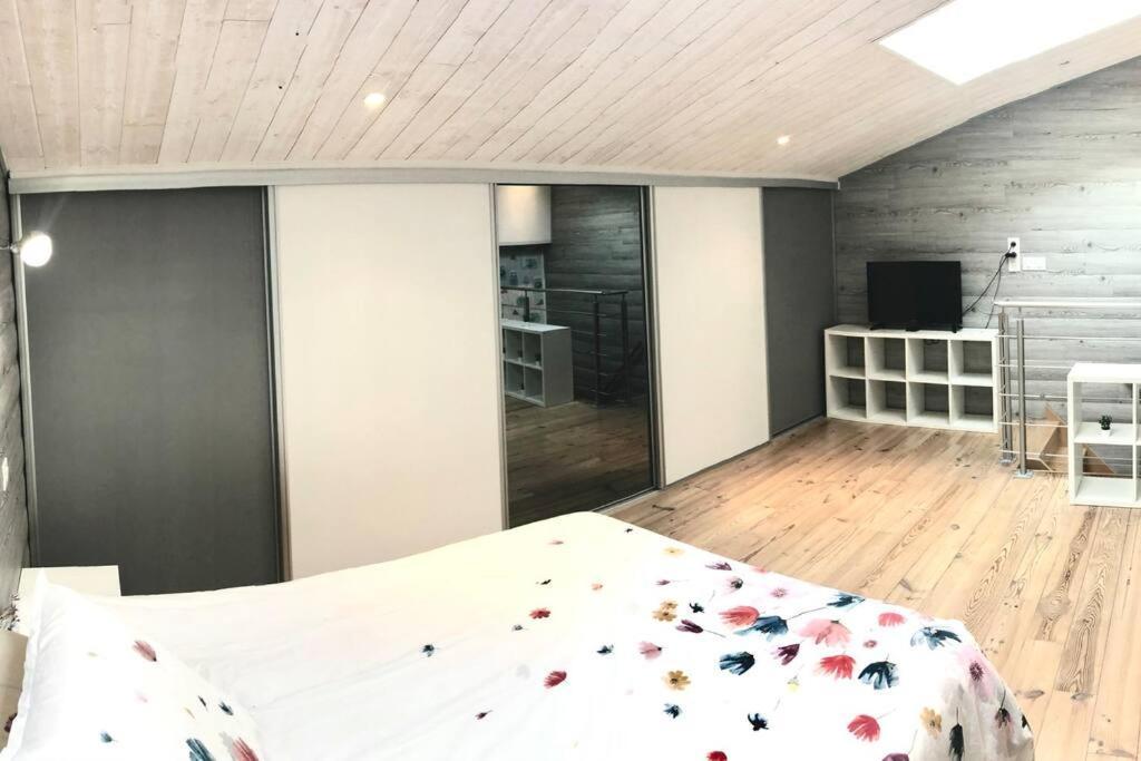 Ferienwohnung Duplex Atypique 20' De Toulouse Leguevin Exterior foto